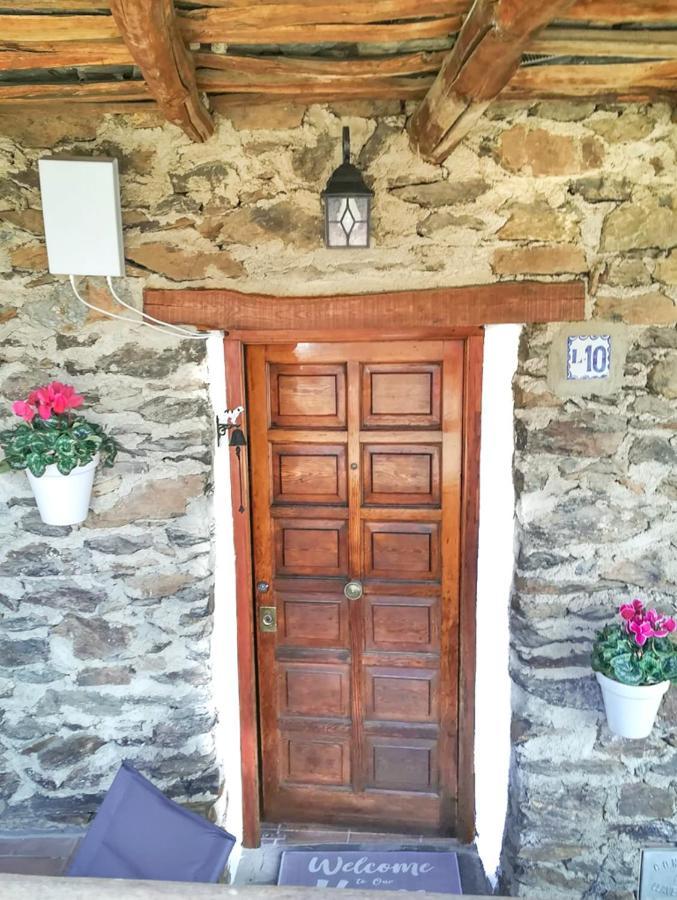 La Casita Del Arbol Blanco Apartment Bubión Exterior foto